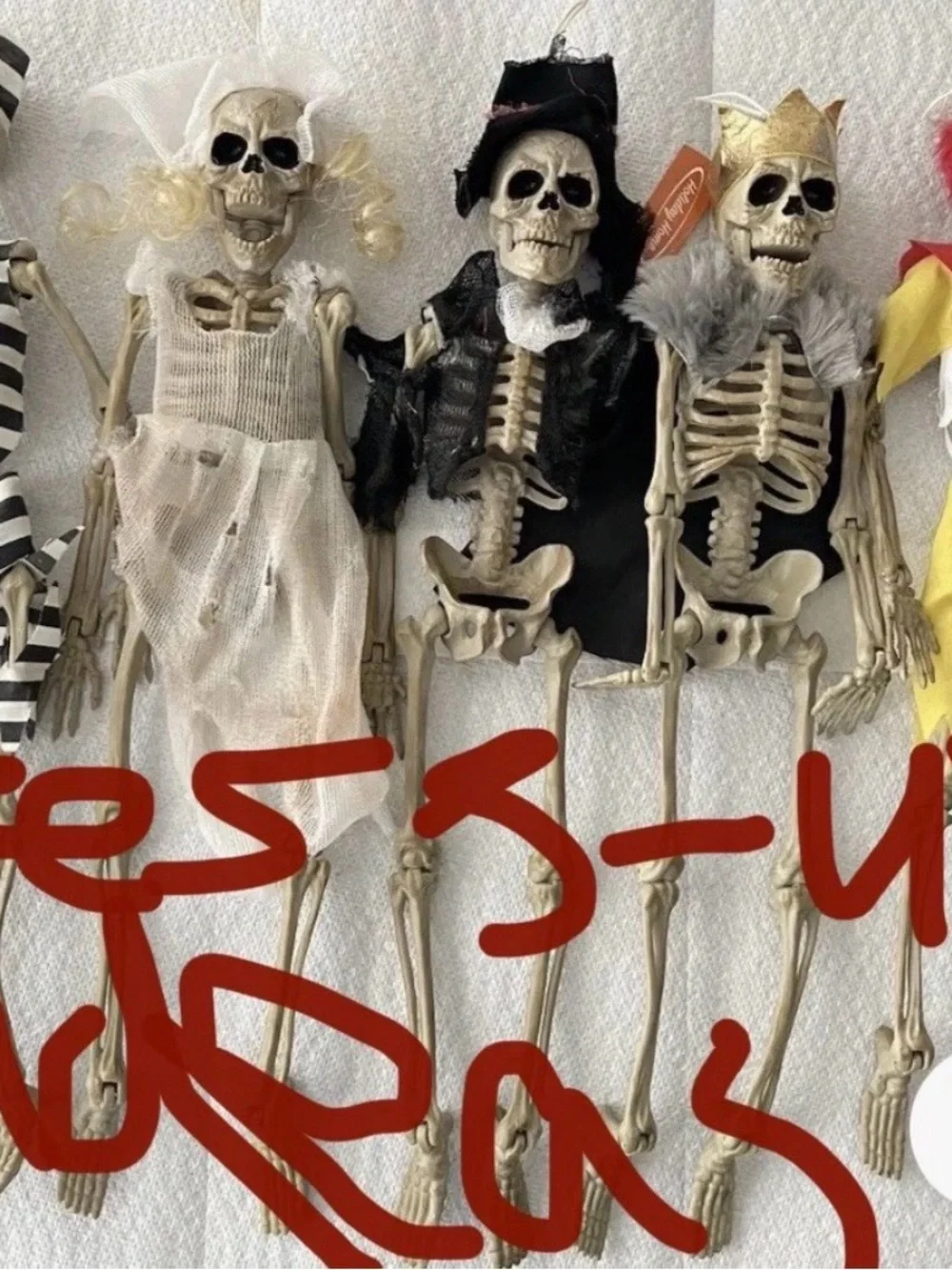 40 Pcs Halloween Mini Skeleton Figurine Decoration, 6